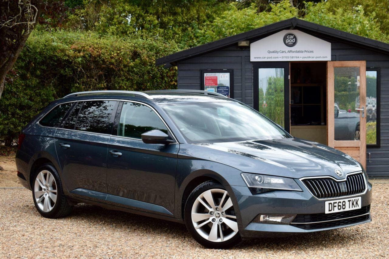 SKODA SUPERB